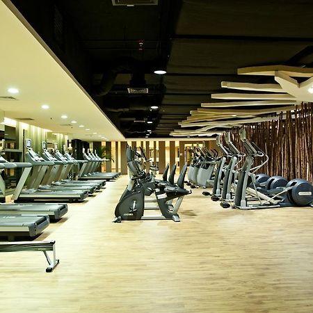Gtower Hotel Куала-Лумпур Екстер'єр фото The gym at the hotel