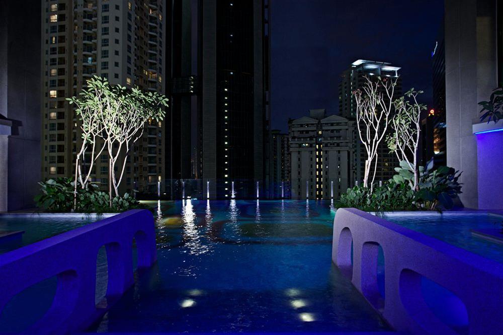 Gtower Hotel Куала-Лумпур Екстер'єр фото The pool at the 39th floor